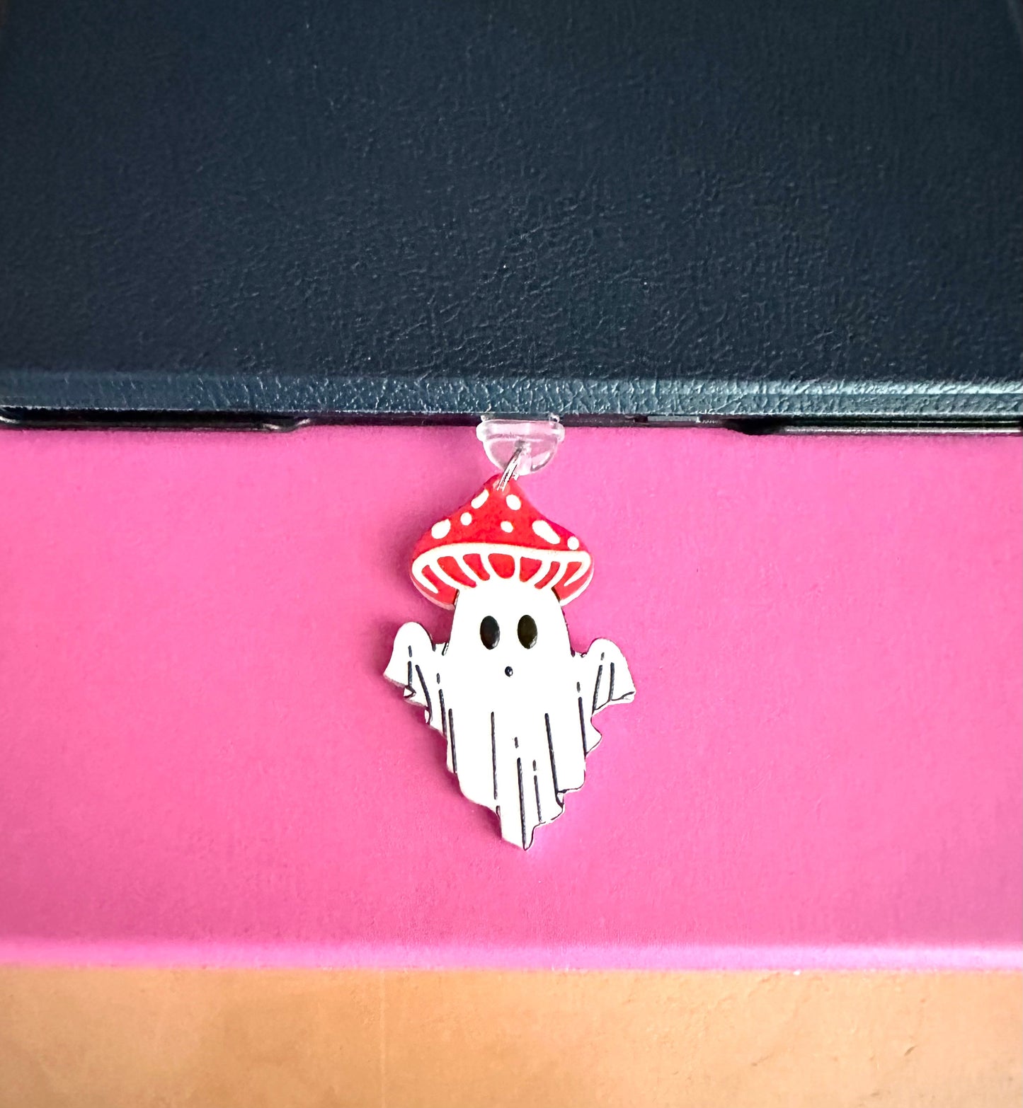 Ghostly Mushroom Kindle Dust Plug Charm - Merry May
