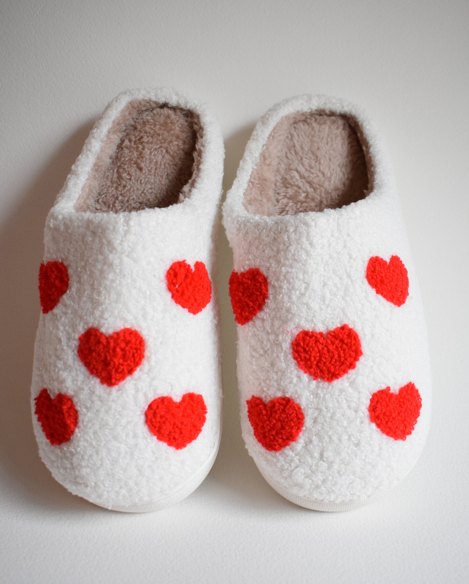 Heart Plush Slippers - Merry May