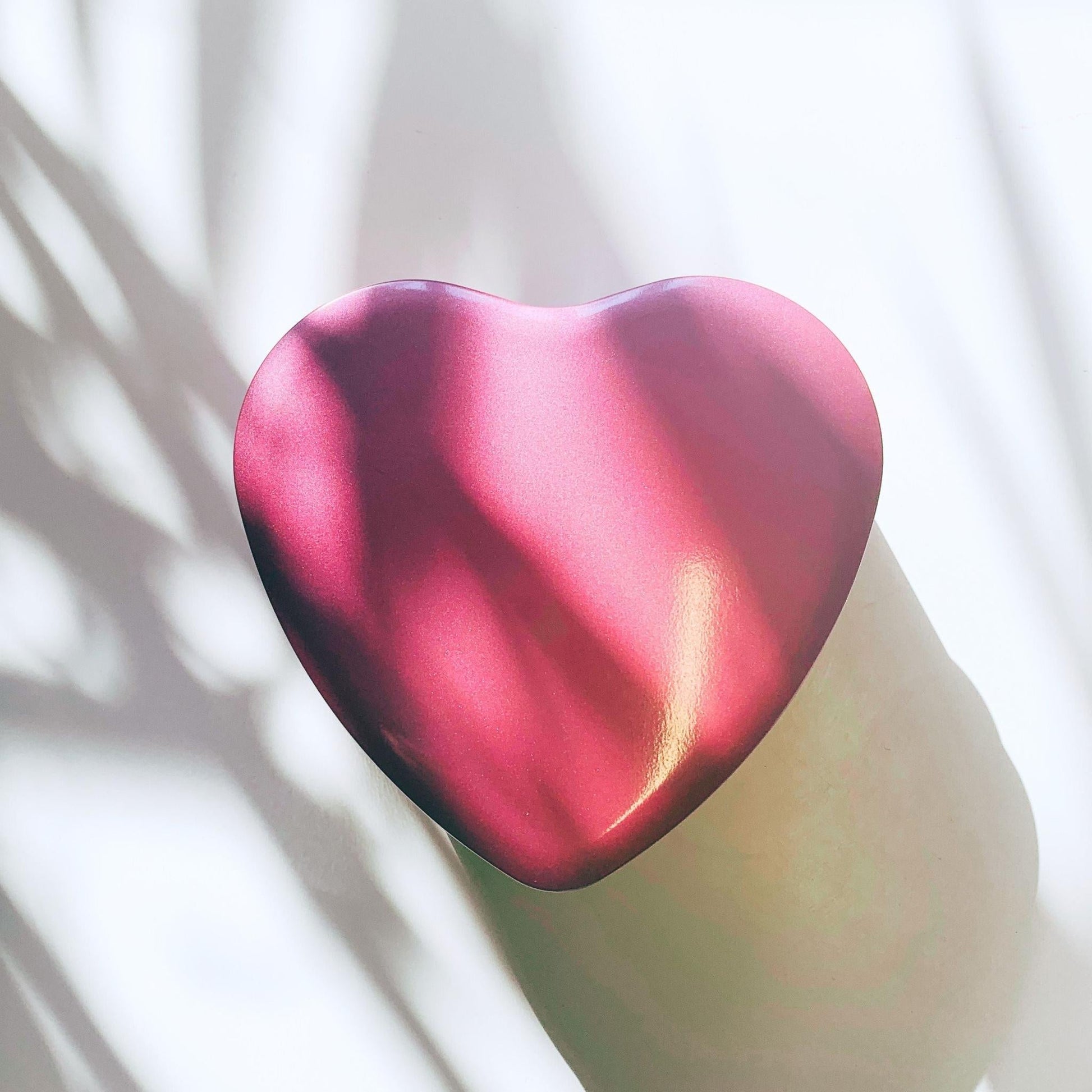 Romantic Set of 3 Mini Heart Claws in Heart Shaped Gift Box - Merry May